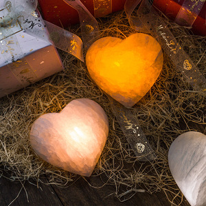 Lampe en <span class=keywords><strong>gypse</strong></span> blanc naturel, cristal de quartz rose, cœur sculpté, <span class=keywords><strong>pierre</strong></span> précieuse, style Feng Shui, faite à la main, décoration de Noël, semi-précieuse - Product Image 1