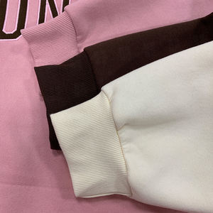 Sweat-shirt à col rond surdimensionné personnalisé avec poche en patch à carreaux rouges, en molleton doux et respirant 310GSM, pour femme - Product Image 5