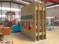 Machine de pressage à chaud automatique CNC haut de gamme pour parquet et applications bois