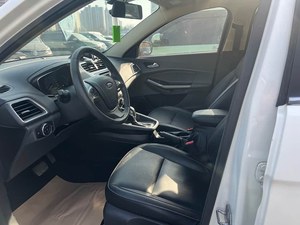 Auto Usate <span class=keywords><strong>Ford</strong></span> <span class=keywords><strong>Escort</strong></span> <span class=keywords><strong>Sedan</strong></span> LHD Automatica Trazione Anteriore 1.5L Benzina Basso Chilometraggio Senza Incidenti Esportazione All'Ingrosso 2015 2016 2017 - Product Image 4