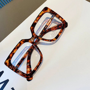 Gafas cuadradas de montura completa Q3-3927 con filtro de luz azul, unisex, lentes de PC para hombre y mujer, estilo coreano, montura gruesa. - Product Image 1