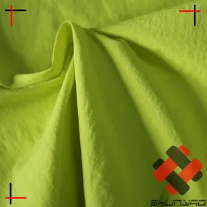 Nova moda quente vender ultraleve tecido nylon taslan enrugado para jaqueta