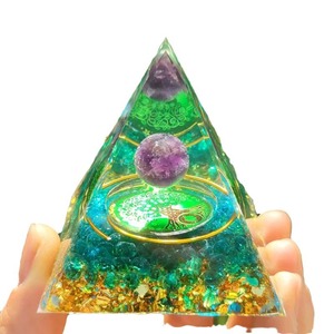 Pirámide de Organita de Resina con Cristales Curativos de Chakra Grabados de 5 cm, Adorno Colorido <span class=keywords><strong>para</strong></span> Decoración Navideña - Product Image 5