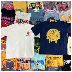 Camisetas de Algodón con Diseños Variados al por Mayor, Camisetas Estampadas para Hombre y Mujer, Ropa en Existencia, Excedentes, Envíos Cancelados - Product Image 3