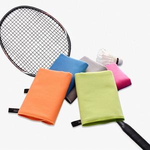 Serviette de sport légère à séchage rapide pour la gym et la plage, personnalisable avec logo, vente en gros - Product Image 6