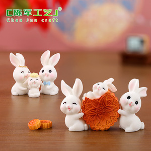 weij Adornos Decorativos de Resina para Jardín, Escritorio y Coche, con Diseño de Conejito y Pastel Lunar para el Festival de Medio Otoño - Product Image 4