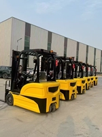 Chariot élévateur télescopique électrique miniature multifonctionnel de 1 tonne et 1,5 tonne avec batterie au plomb-acide et pneus pleins pour entrepôt et construction
