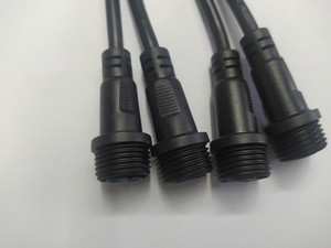 QUANWEI 2 3 4针母头公头注塑圆螺纹防水铜芯PVC绝缘家用电器LED灯条 - Product Image 5
