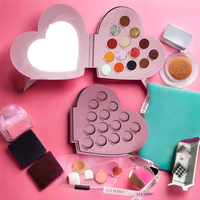 Palette d'ombres à paupières en forme de cœur personnalisable, huit couleurs, fini mat/pailleté, formule minérale à base de plantes, sans cruauté, poudre hautement pigmentée