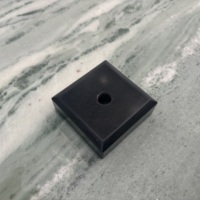 Socle de trophée carré en marbre noir idéal pour les figurines de modèles de trophées, différentes tailles