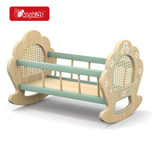 Nouvelle <span class=keywords><strong>Chaise</strong></span> <span class=keywords><strong>Haute</strong></span> <span class=keywords><strong>en</strong></span> <span class=keywords><strong>Bois</strong></span> Lune et Étoile 2026 avec Ceinture de Sécurité pour Jeu d'Imitation W08F054 - Product Image 6