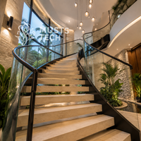 Escalier Courbé de Luxe Moderne et Artistique, Conception en Collaboration avec des Designers, Vente Directe Usine