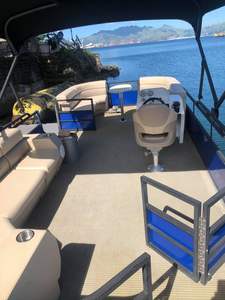 Meilleurs bateaux pontons de pêche modèles réduits de bateaux motorisés grand ponton de plaisance en aluminium <span class=keywords><strong>bateau</strong></span> de fête en aluminium avec moteur électrique - Product Image 4