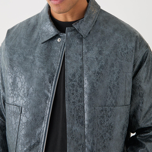 جاكيت رجالي شتوي رمادي اللون من الجلد الصناعي ذو ملمس خشن، جاكيت قصير مخصص - Product Image 4