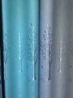 Tissu de rideau à motif de feuilles et d'arbres printaniers haute précision, le plus vendu, idéal pour les besoins d'occultation de la lumière de la pièce.
