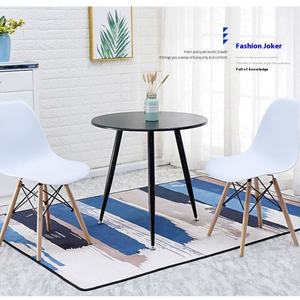 تصميم حديث قابل للتخصيص على الطراز الشمالي دائري ، أعلى MDF + أرجل خشبية صلبة-المنزل/المقهى/المطعم مع كراسي - Product Image 2