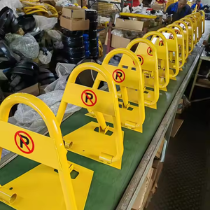 AROAD PWL30187 Bloqueo de Estacionamiento Manual Triangular de Acero Inoxidable con Recubrimiento de Polvo Amarillo de Alta Resistencia, Barrera para Espacio de Estacionamiento - Product Image 2