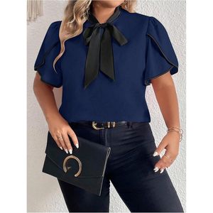 Chemisier pour femme grande taille bleu marine avec col à nœud papillon, manches à volants, en mousseline, élégant, décontracté, pour le bureau - Product Image 3