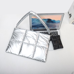 New Arrival Wholesale Puffer <strong>Lap</strong> <strong>Top</strong> Sleeve Tote Bag Unisex Quilted Cross Body Bag Waterproof Puffer Hand Bags with Strap - Product Image 5