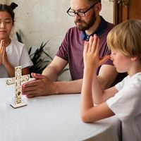 Croix en bois à peindre soi-même, autoportante, vierge, pour la première communion, le baptême, l'église, la maison, l'autel, la table