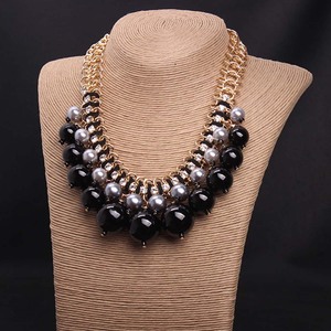 Collier multi-rangs en perles et strass de style euro-américain, bijoux de mariage de luxe, accessoire audacieux pour femmes, vente en gros - Product Image 2