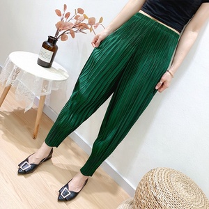 2023 primavera ed estate nuovi <span class=keywords><strong>pantaloni</strong></span> da <span class=keywords><strong>donna</strong></span> larghi di grandi dimensioni plissettati Casual <span class=keywords><strong>pantaloni</strong></span> Slim <span class=keywords><strong>classici</strong></span> versatili - Product Image 4