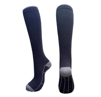 Chaussettes de compression de qualité sportive respirantes pour le soutien athlétique et la récupération, couleur personnalisée, tricotées montantes pour la saison hivernale