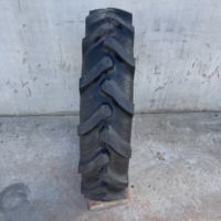 Pneu de tracteur agricole ChaoYang 8.3-24 avec bande de roulement en chevron pour terres sèches et résistance à l'usure