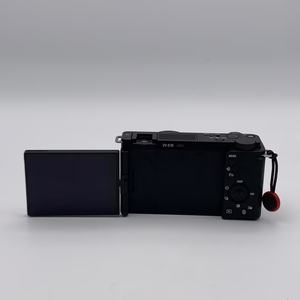 Cámara sin Espejo S Ony ZV-E10 Usada, Cámara de Creación de Contenido 4K Asequible - Product Image 2