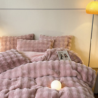 Nouveau automne et hiver chaud épaissi doux pour la peau confortable lapin en peluche lait en peluche ensemble de quatre pièces Kit de draps