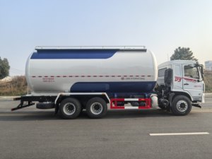 รถบรรทุกตงเฟิง 6x4 30 ลูกบาศก์เมตร แบบปิดผนึก สำหรับขนส่งสินค้าแห้ง ป้องกันฝุ่นละออง สำหรับขนส่งผงละเอียด - Product Image 5