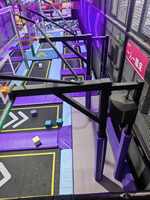 Solution clé en main : équipement de terrain de jeux intérieur de luxe de 2000 m² avec toboggan en spirale et parc de trampolines pour centre commercial