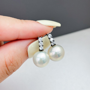 ต่างหูเงินแท้ S925 ประดับมุก DIY รุ่น Queen's Three Diamond พร้อมลูกปัดทรงกลมขนาด 9-13 มม. ต่างหูแฟชั่นแบบห้อย รุ่น 22286 - Product Image 2