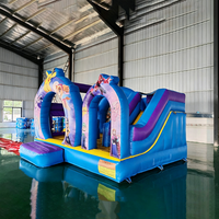 Château gonflable écologique à thème de personnage de dessin animé avec toboggan, capacité de 500 kg, château de saut commercial pour enfants pour parc de trampolines