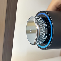 Diffuseur d'arômes de voiture en alliage d'aluminium de luxe, diffuseur d'huiles essentielles rechargeable, machine à parfum portable pour voiture/désodorisant de voiture