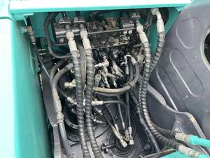 Excavatrice Kobelco SK140 d'occasion Livraison rapide de 14 tonnes Grande puissance de creusement Entretien facile Stabilité hydraulique Économie d'huile en cas de choc - Product Image 4