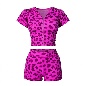 Completo Set Donna 2 Pezzi Y2K con Felpa con Zip a Costine e Shorts, Stile Streetwear, Tendenza Moda 2026, Fantasia Leopardata - Product Image 3