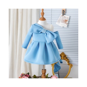 ชุดเด็กผู้หญิงคอลเลคชั่นฤดูใบไม้ผลิและฤดูใบไม้ร่วง กระโปรงสีฟ้าประดับโบว์ 3 มิติ ชุดเดรสแขนยาวเปิดไหล่ - Product Image 1