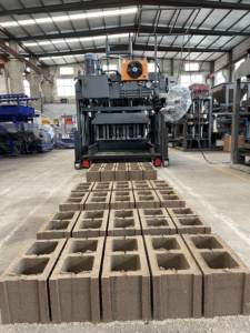 QMJ-10A mobile hohle Ziegel Zement Ziegel Pflasters tein Herstellung Maschine hohe Qualität Bestseller - Product Image 2