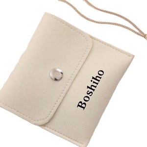 Estuche de PU con Cierre a Presión - Almacenamiento de Joyas Cuadrado, Ligero y de Lujo para Collares y Anillos, 80x80mm - Product Image 5