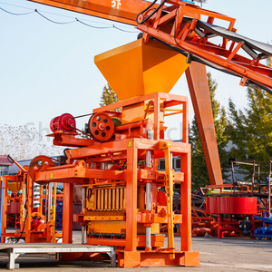 Macchina Semi-Automatica QTJ4-35 per la Produzione di Blocchi, Macchina per Stampaggio Mattoni, Piccolo Macchinario Industriale - Product Image 5