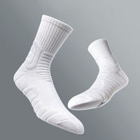 Chaussettes de sport unisexes pour enfants et jeunes, personnalisables en gros, en nylon/coton, antidérapantes, respirantes, anti-transpiration, antibactériennes, pour le football
