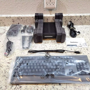 Petite station de travail originale ThinkStation P3 i7-13700/32GB/512GB SSD/230w Alimentation - Product Image 1