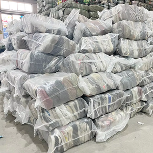 الصين المصنع الأصلي الجملة اسم العلامة التجارية الصينية عارضة الجري الرياضة منخفضة أعلى مختلطة بالات المستخدمة أحذية رجالي - Product Image 1