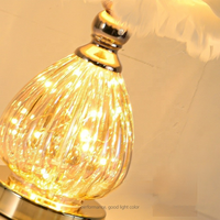 Lampe de chevet élégante de style nordique MKMJ, plume, base en verre et métal doré, lumière chaude, lampe de table pour chambre à coucher, décoration de mariage, décoration de la maison