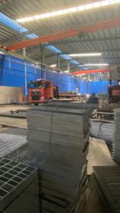 <span class=keywords><strong>Grille</strong></span> en acier durable anti-corrosion, acier non allié galvanisé à chaud, couvercles de drainage pour les allées - Product Image 4