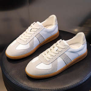 Sneakers de luxe de haute qualité, chaussures de course à lacets pour hommes, style skate, chaussures décontractées pour la marche - Product Image 1