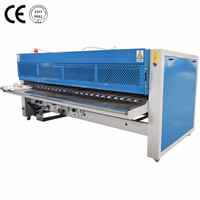 Machine automatique de pliage de drap de lit 2250W 380V équipement de blanchisserie d'hôtel pour le service de linge