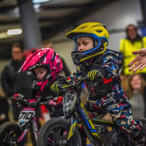 Bicicleta de equilibrio eléctrica para niños, bici más ligera de aleación de aluminio, de 24V, 12 pulgadas, 16 pulgadas, 2023 w, 150 - Product Image 5