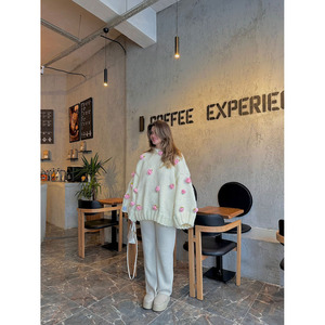 Maglione da <span class=keywords><strong>donna</strong></span> Pullover lavorato <span class=keywords><strong>a</strong></span> maglia oversize <span class=keywords><strong>a</strong></span> maglia <span class=keywords><strong>a</strong></span> forma di fiore con ricamo <span class=keywords><strong>a</strong></span> maniche lunghe Plus Size - Product Image 1